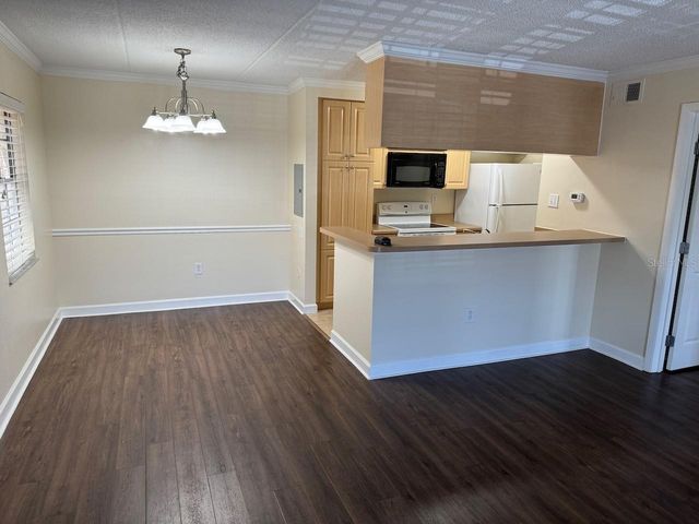 5304 W KENNEDY BOULEVARD 205, Tampa, FL 33609