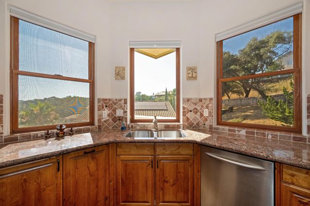 623 Taraya Ct, Cameron Park, CA 95682