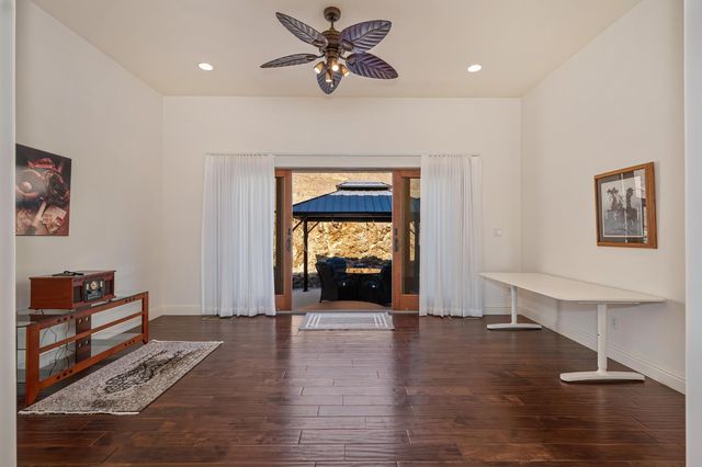 623 Taraya Ct, Cameron Park, CA 95682