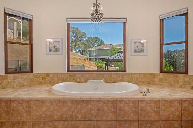 623 Taraya Ct, Cameron Park, CA 95682