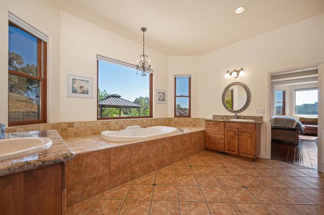 623 Taraya Ct, Cameron Park, CA 95682