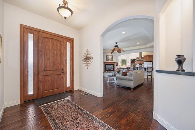 623 Taraya Ct, Cameron Park, CA 95682