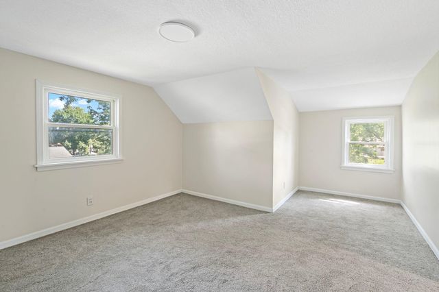 853 Minnesota Street S, Shakopee, MN 55379