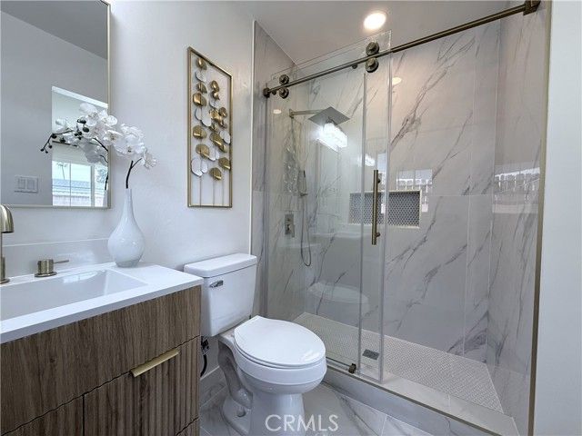 962 E Citrus Edge, Azusa, CA 91702