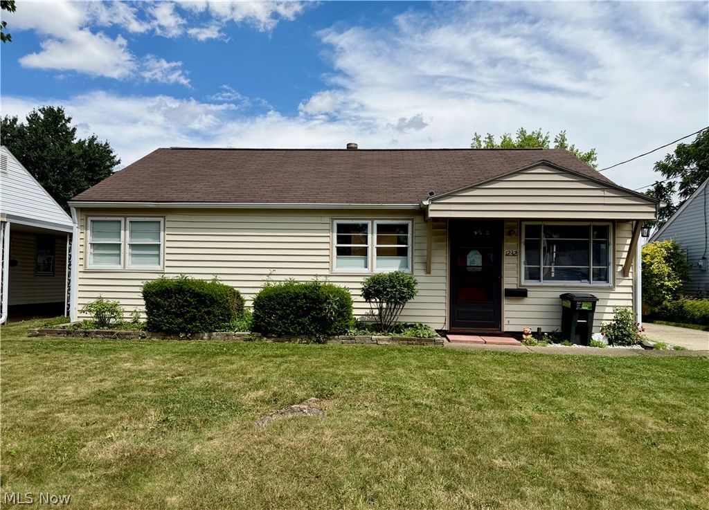 1232 Hawthorne Avenue SW, Canton, OH 44710
