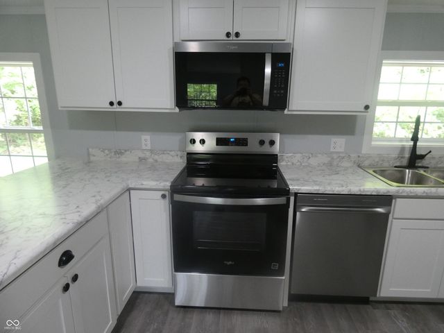 10465 N State Road 135, Freetown, IN 47235