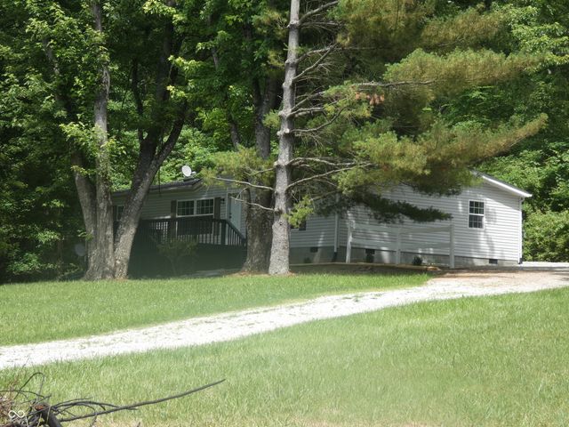 10465 N State Road 135, Freetown, IN 47235