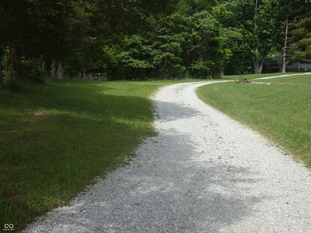 10465 N State Road 135, Freetown, IN 47235