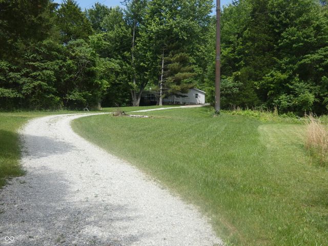 10465 N State Road 135, Freetown, IN 47235