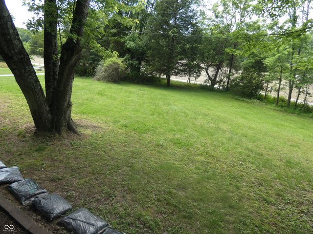 10465 N State Road 135, Freetown, IN 47235