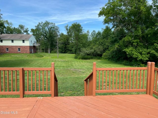 166 Blue Barns Road, Clifton Park, NY 12148