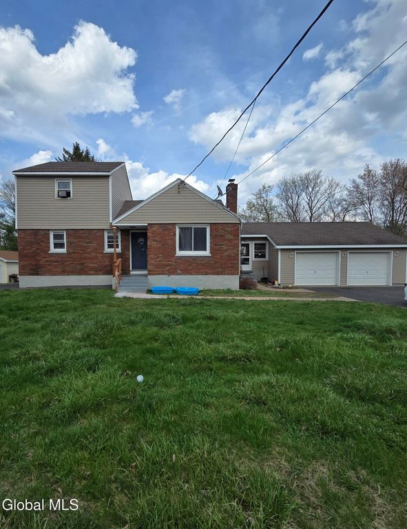166 Blue Barns Road, Clifton Park, NY 12148