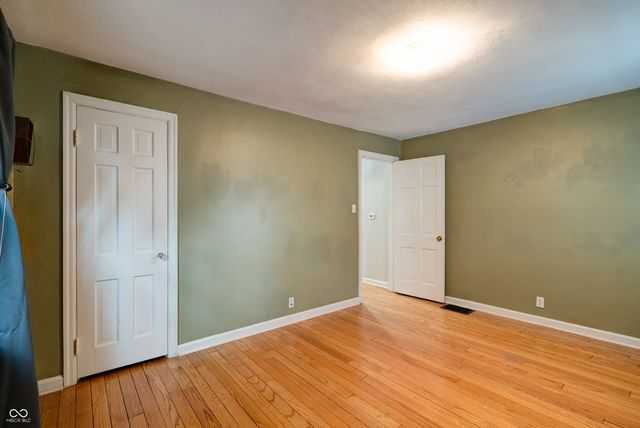 6015 Primrose Avenue, Indianapolis, IN 46220