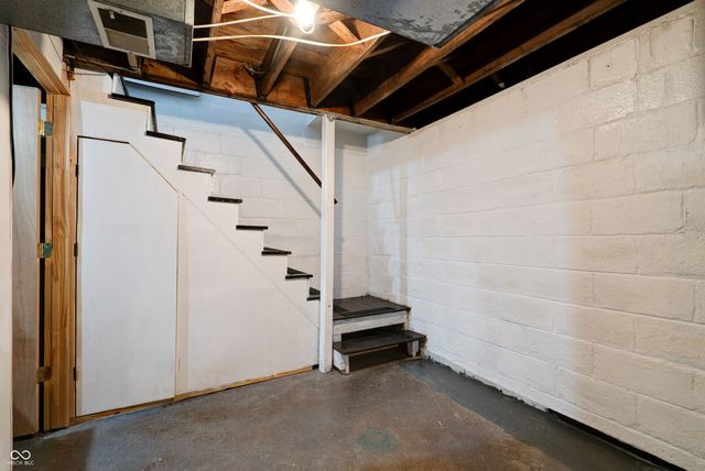 6015 Primrose Avenue, Indianapolis, IN 46220