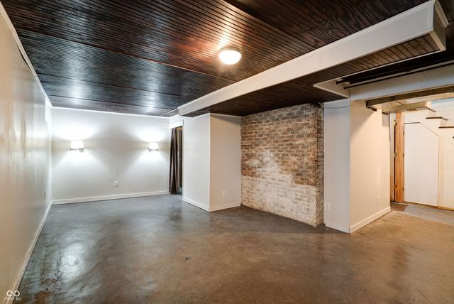 6015 Primrose Avenue, Indianapolis, IN 46220