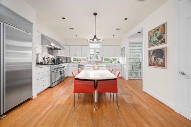 1325 Milford, Houston, TX 77006