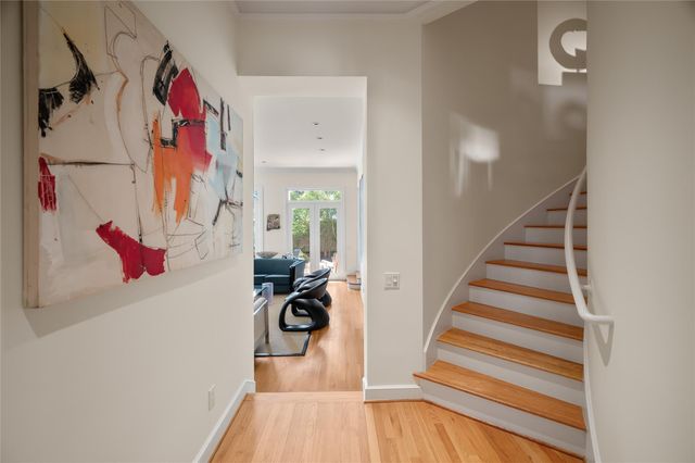 1325 Milford, Houston, TX 77006