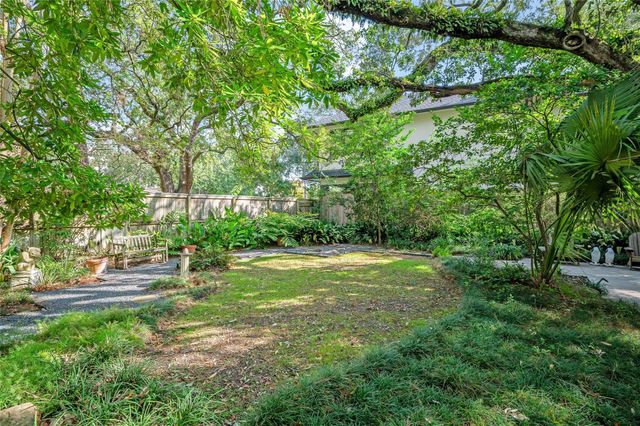 1325 Milford, Houston, TX 77006