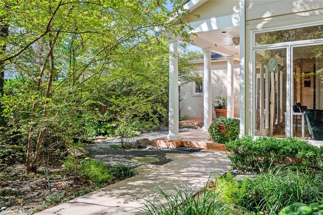 1325 Milford, Houston, TX 77006