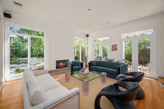 1325 Milford, Houston, TX 77006