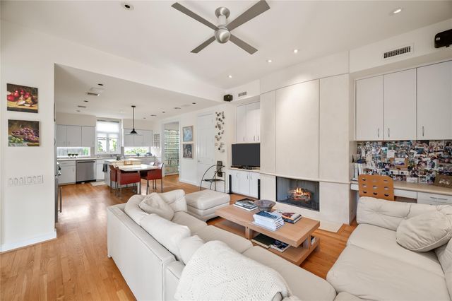 1325 Milford, Houston, TX 77006