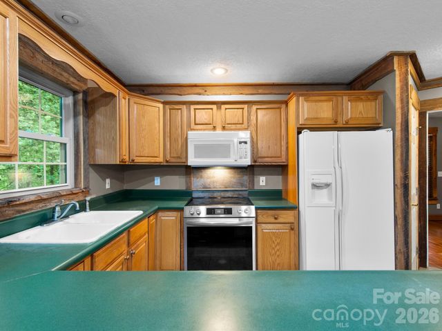 37 Leatherwood Drive 9, Candler, NC 28715