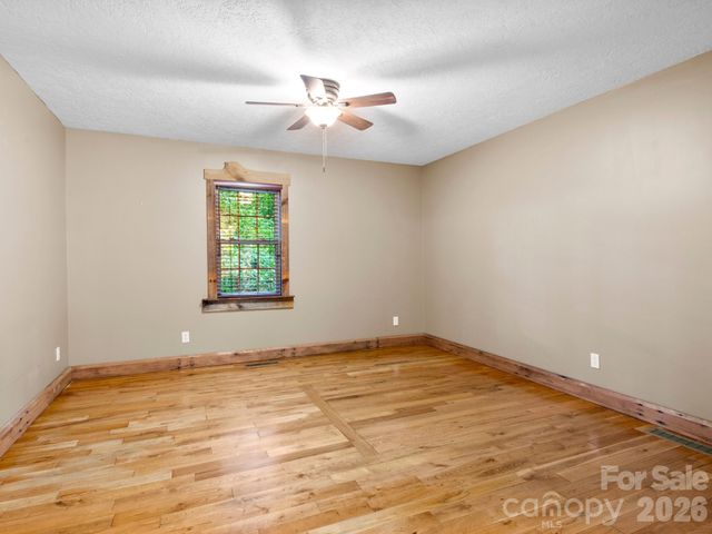 37 Leatherwood Drive 9, Candler, NC 28715