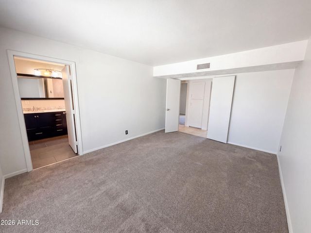 817 W ISABELLA Avenue, Mesa, AZ 85210