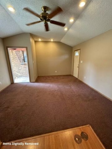 3301 Mccollum Street, Irving, TX 75061
