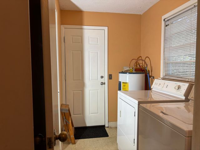917 Pocahontas Drive, Fort Walton Beach, FL 32547