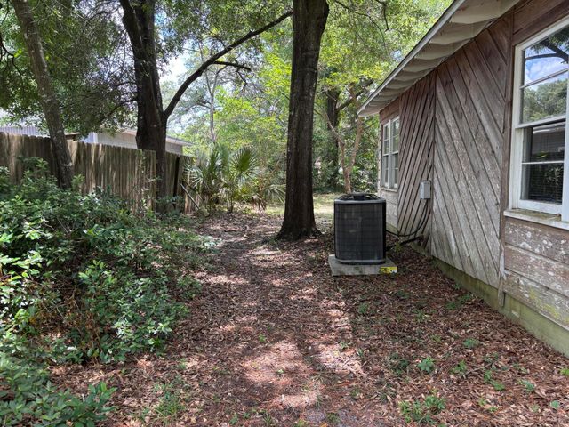 917 Pocahontas Drive, Fort Walton Beach, FL 32547