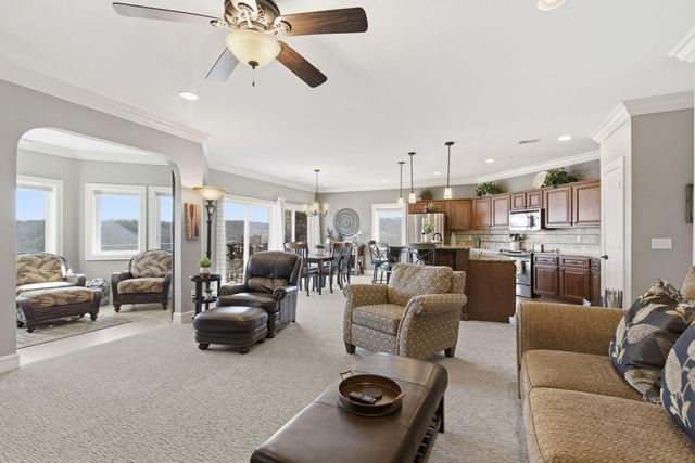 228 Seven Cove Lane 306, Kimberling City, MO 65686