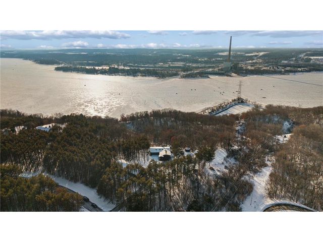 227 Rivercrest Drive, Hudson, WI 54016