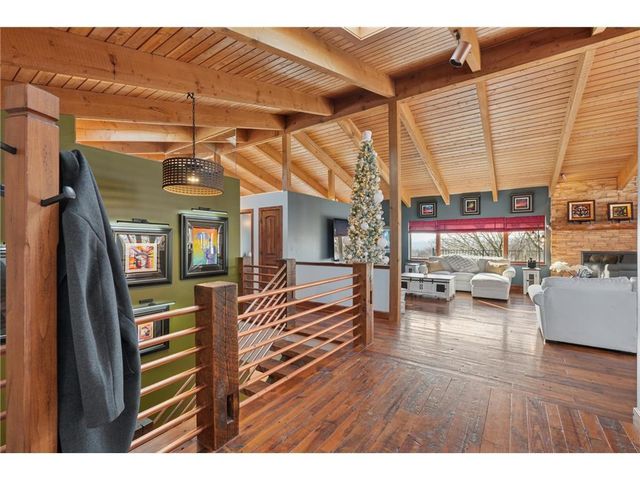 227 Rivercrest Drive, Hudson, WI 54016