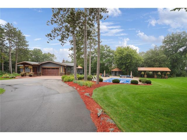227 Rivercrest Drive, Hudson, WI 54016