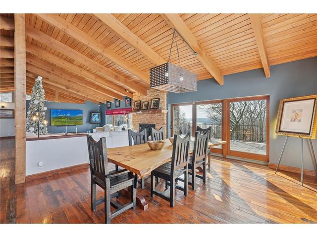 227 Rivercrest Drive, Hudson, WI 54016