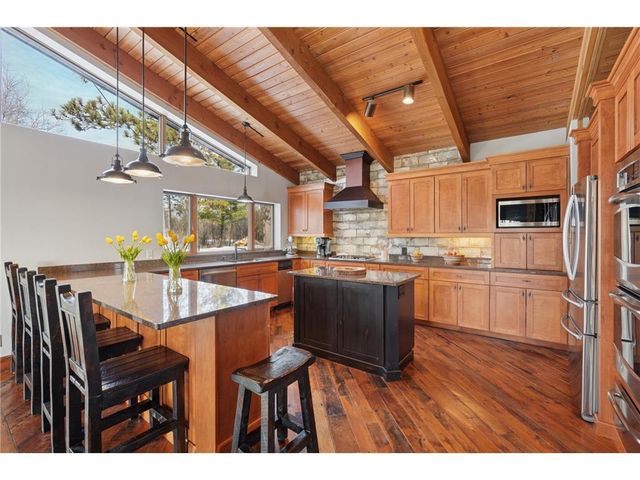 227 Rivercrest Drive, Hudson, WI 54016