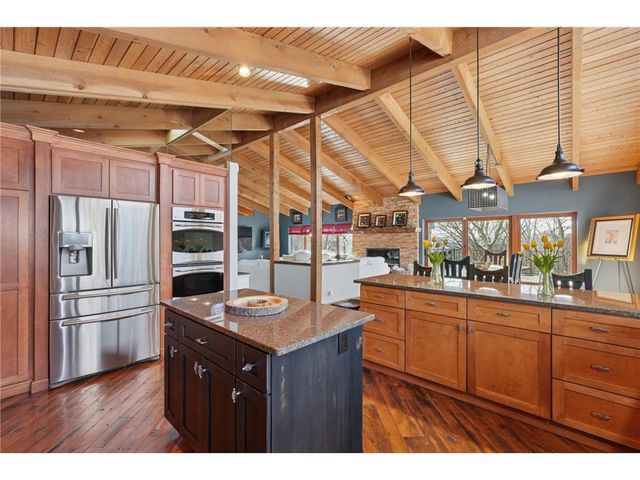 227 Rivercrest Drive, Hudson, WI 54016