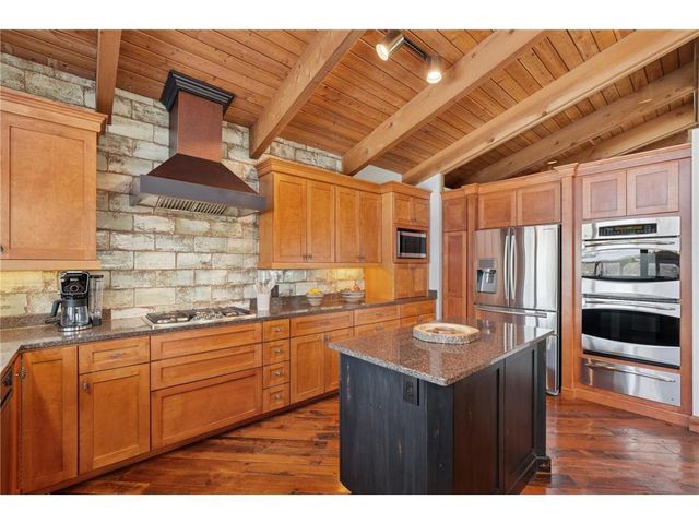 227 Rivercrest Drive, Hudson, WI 54016