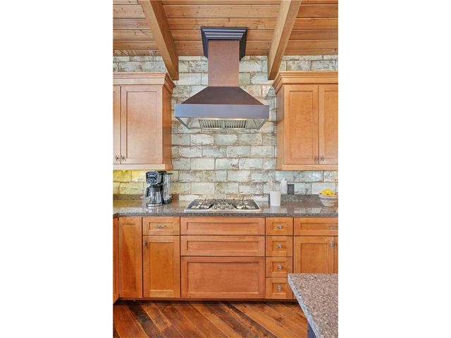 227 Rivercrest Drive, Hudson, WI 54016