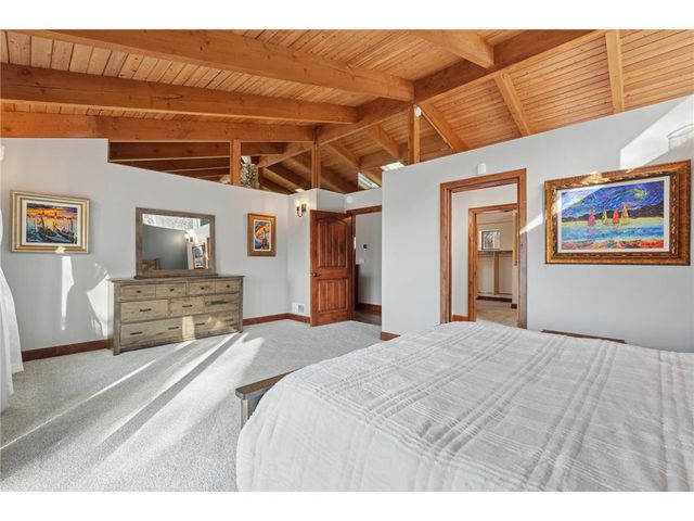 227 Rivercrest Drive, Hudson, WI 54016