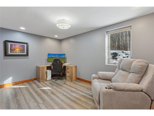 227 Rivercrest Drive, Hudson, WI 54016