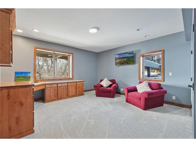 227 Rivercrest Drive, Hudson, WI 54016