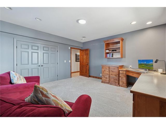 227 Rivercrest Drive, Hudson, WI 54016