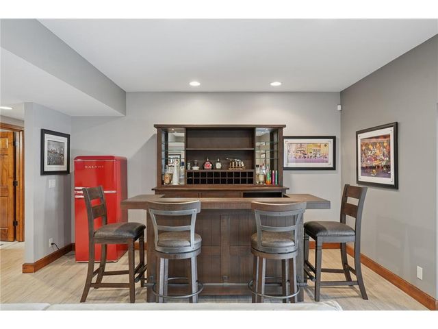 227 Rivercrest Drive, Hudson, WI 54016