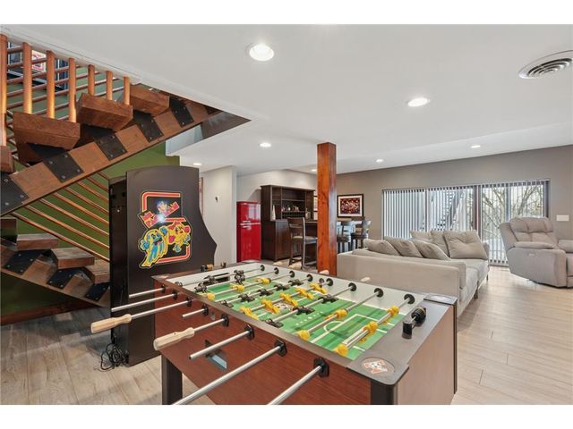 227 Rivercrest Drive, Hudson, WI 54016