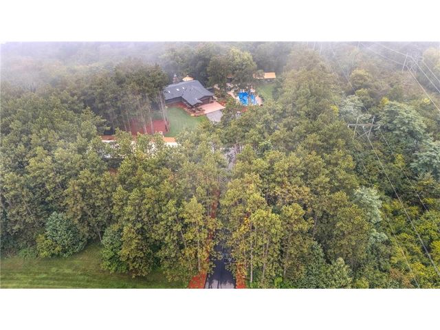 227 Rivercrest Drive, Hudson, WI 54016