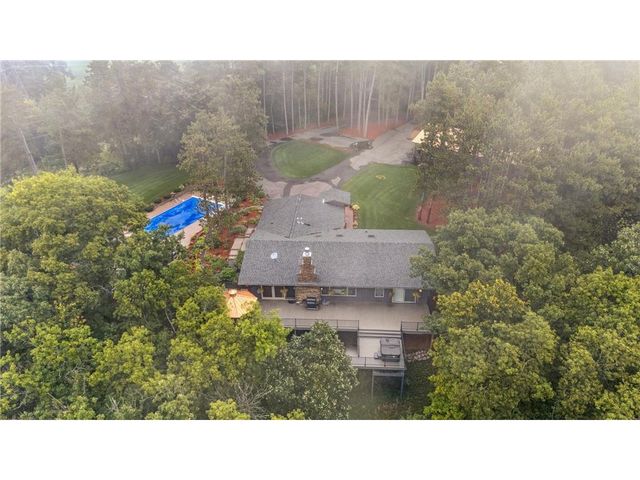 227 Rivercrest Drive, Hudson, WI 54016