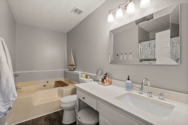 6735 Aldora Drive, Columbus, GA 31907