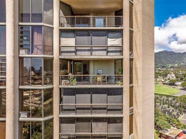 38 S Judd Street II-21B, Honolulu, HI 96817